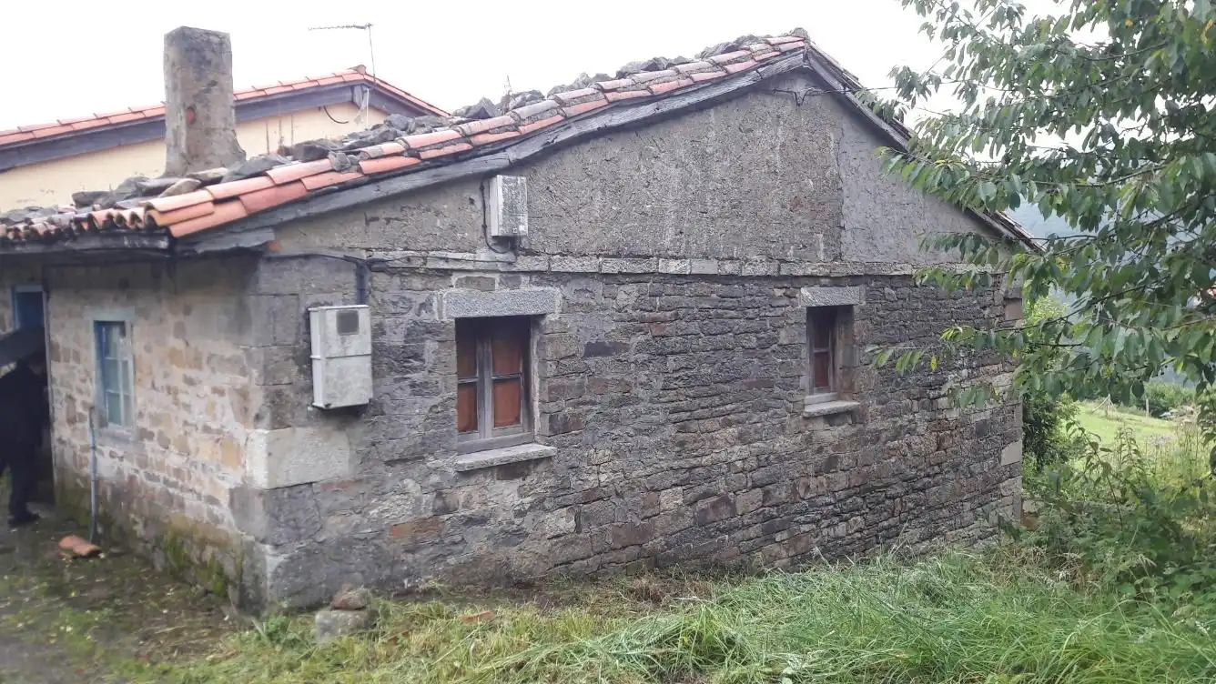 Casa amb jardí en venda a Parres, imagen 11