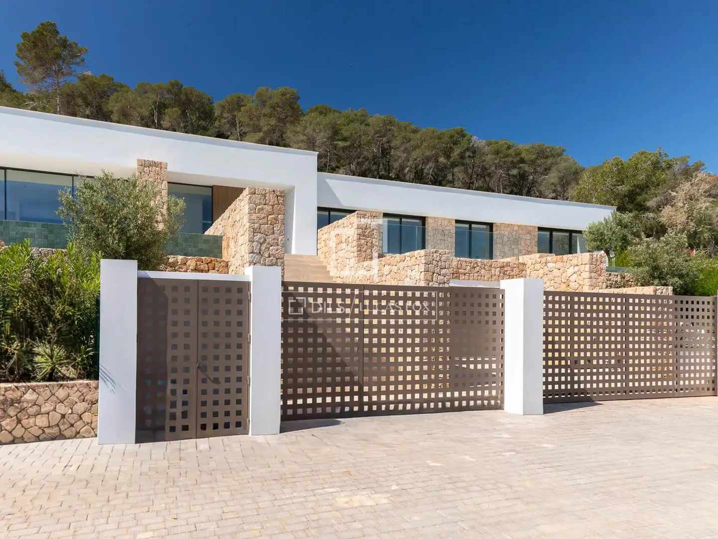 Vista exterior de Casa o chalet en venta en Santa Eulària des Riu con Aire acondicionado, Jardín privado y Terraza