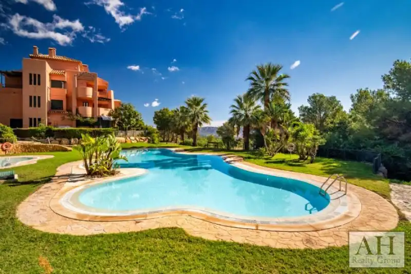 Apartment for sale in Golf Bahía, imagen 4