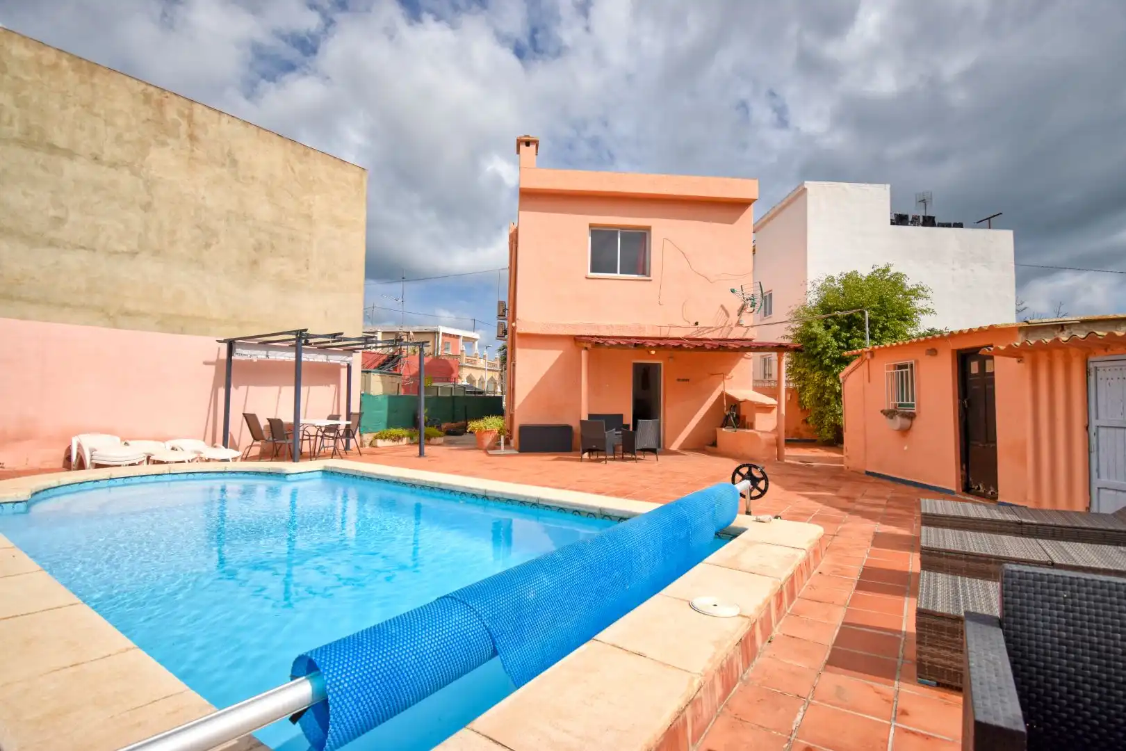 Swimming pool of Houses for sale in Gandia  with Air Conditioner, Heating and Terrace