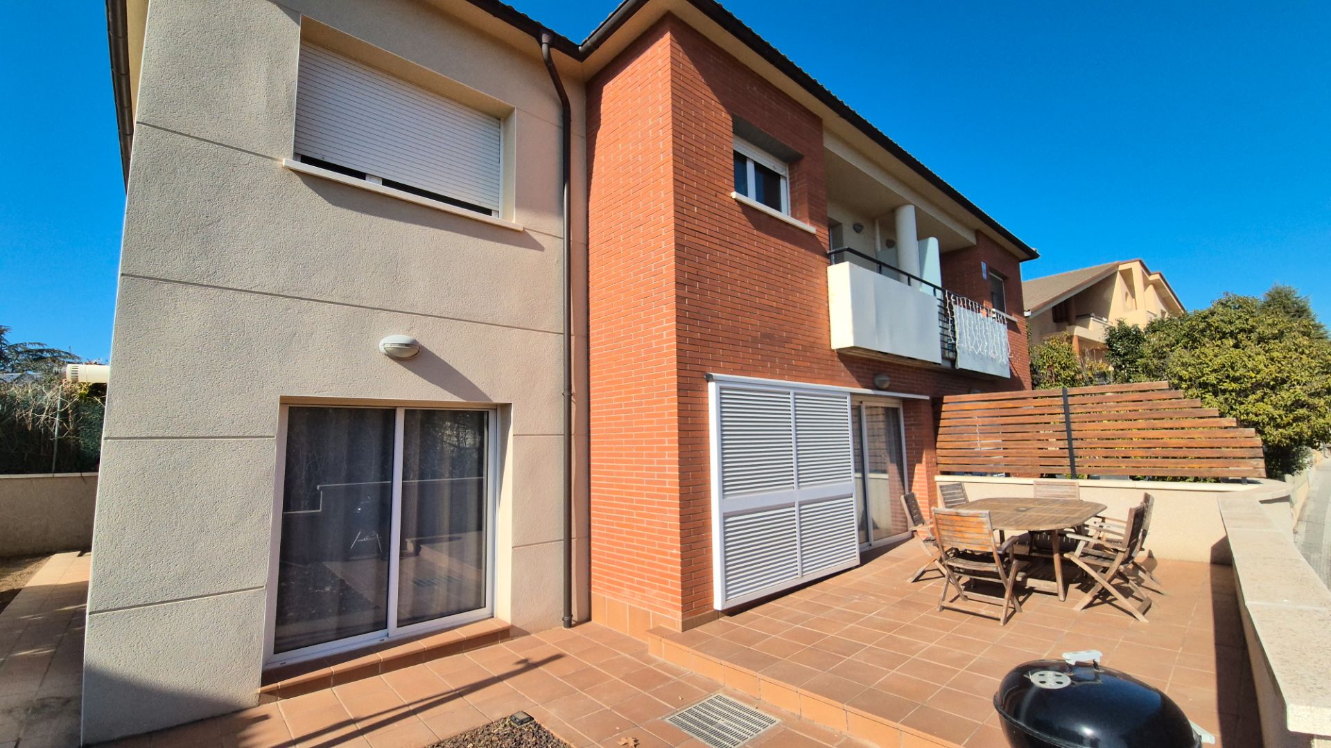 Exterior view of Single-family semi-detached for sale in Piera  with Heating, Private garden and Parquet flooring
