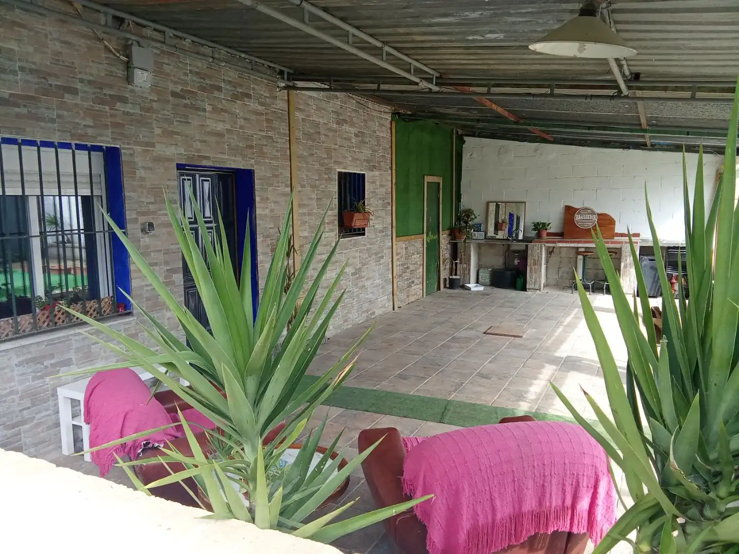 Chalet con jardín en venta en Calle San José 4