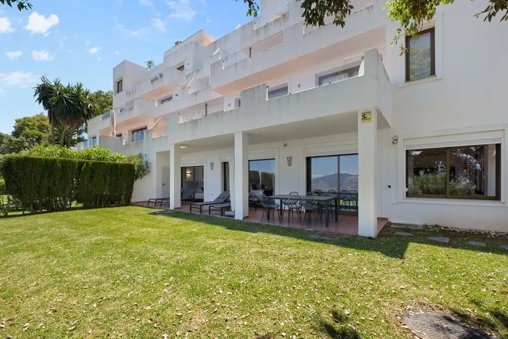 Vista exterior de Planta baja en venta en Ojén con Aire acondicionado, Jardín privado y Terraza