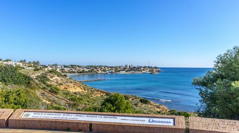 Foto 3 von Einfamilien-Reihenhaus zum Verkauf in Aguamarina, Orihuela