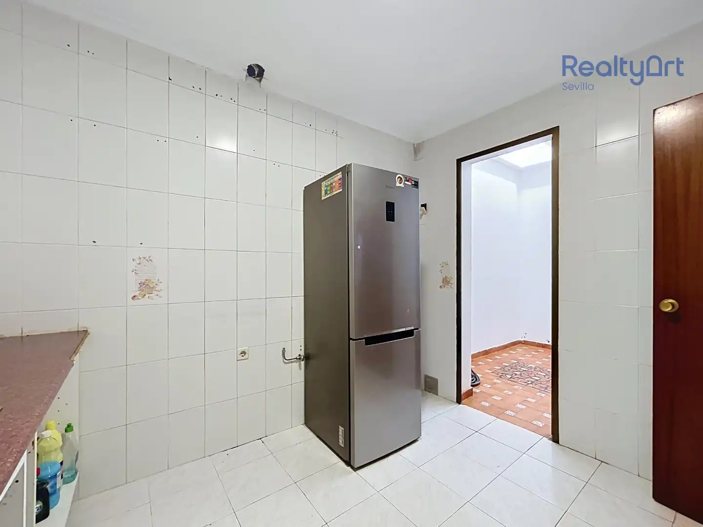 Kitchen of Flat for sale in Sevilla  with Balcony