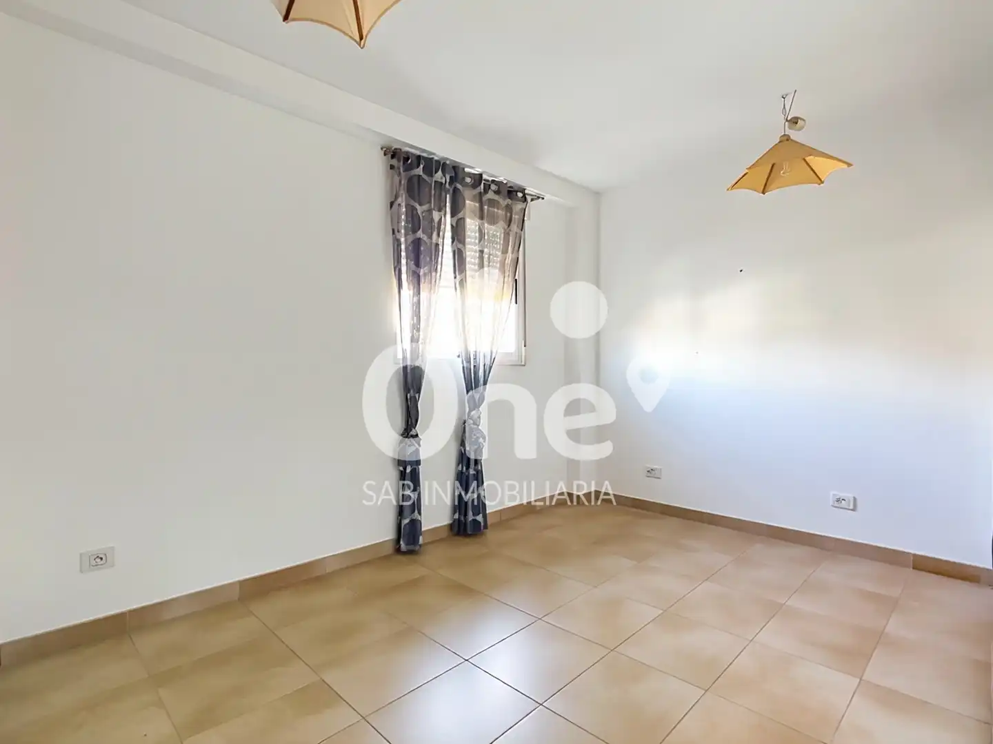 Bedroom of Flat for sale in Benissanó  with Terrace and Oven