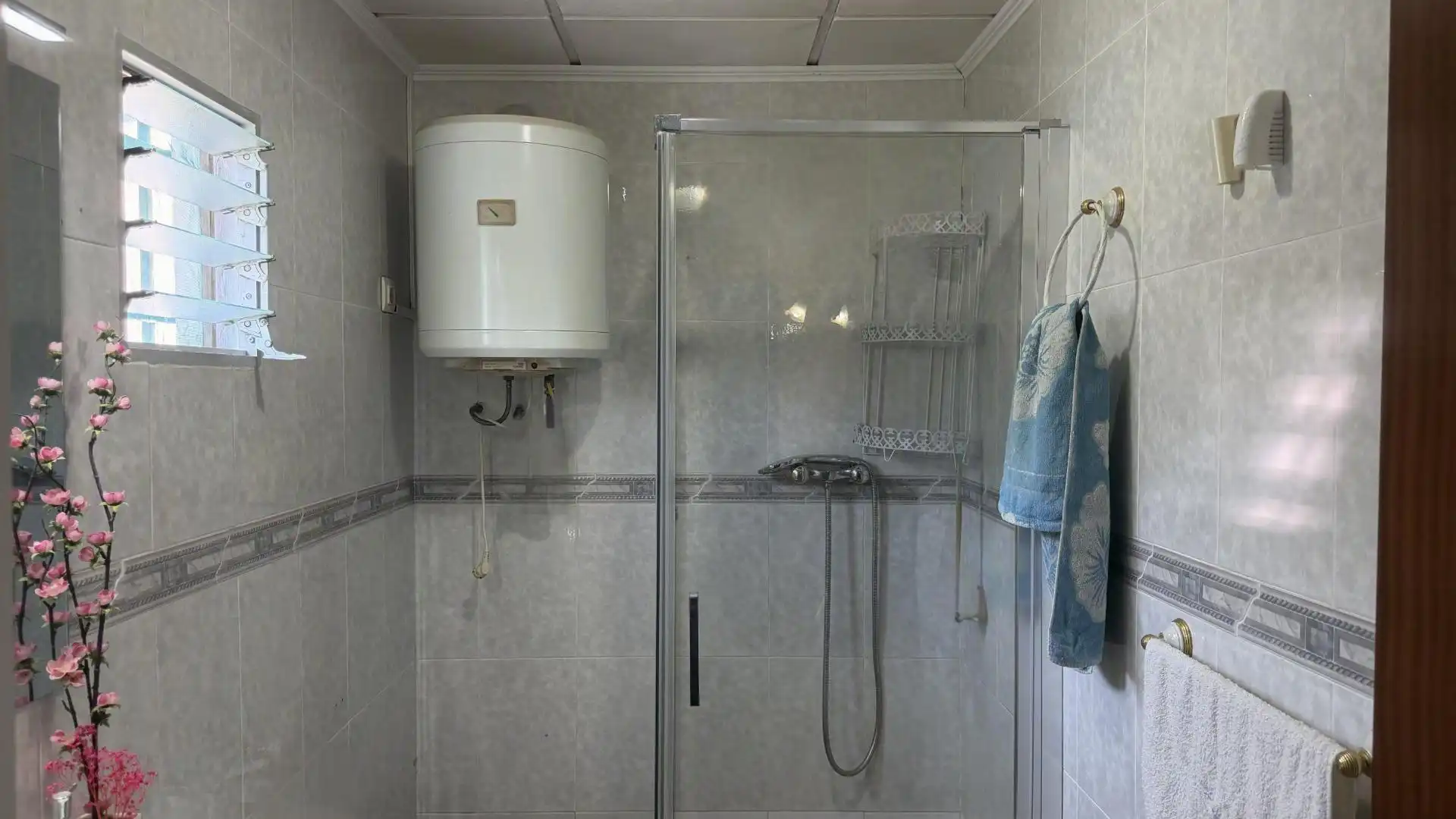 Bathroom of Country homes for sale in Gibraleón  with Air Conditioner, Heating and Terrace
