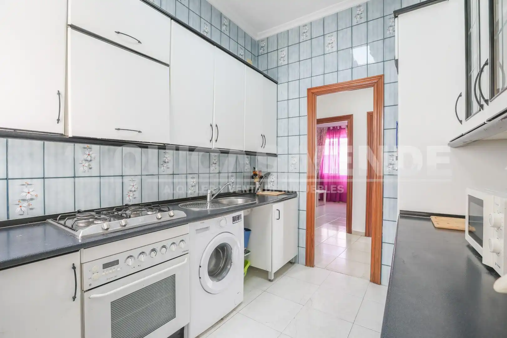 Kitchen of Flat for sale in Sevilla  with Air Conditioner