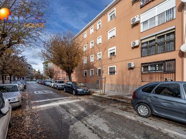 Pis amb balcó en venda a Zaidín