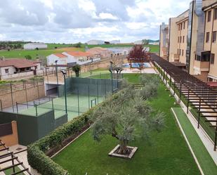 Piscina de Àtic en venda en Mondéjar amb Aire condicionat, Terrassa i Piscina