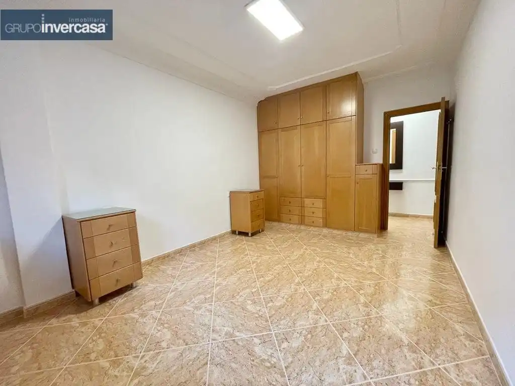 Habitación de Piso en venta en Quart de Poblet con Aire acondicionado, Calefacción y Balcón