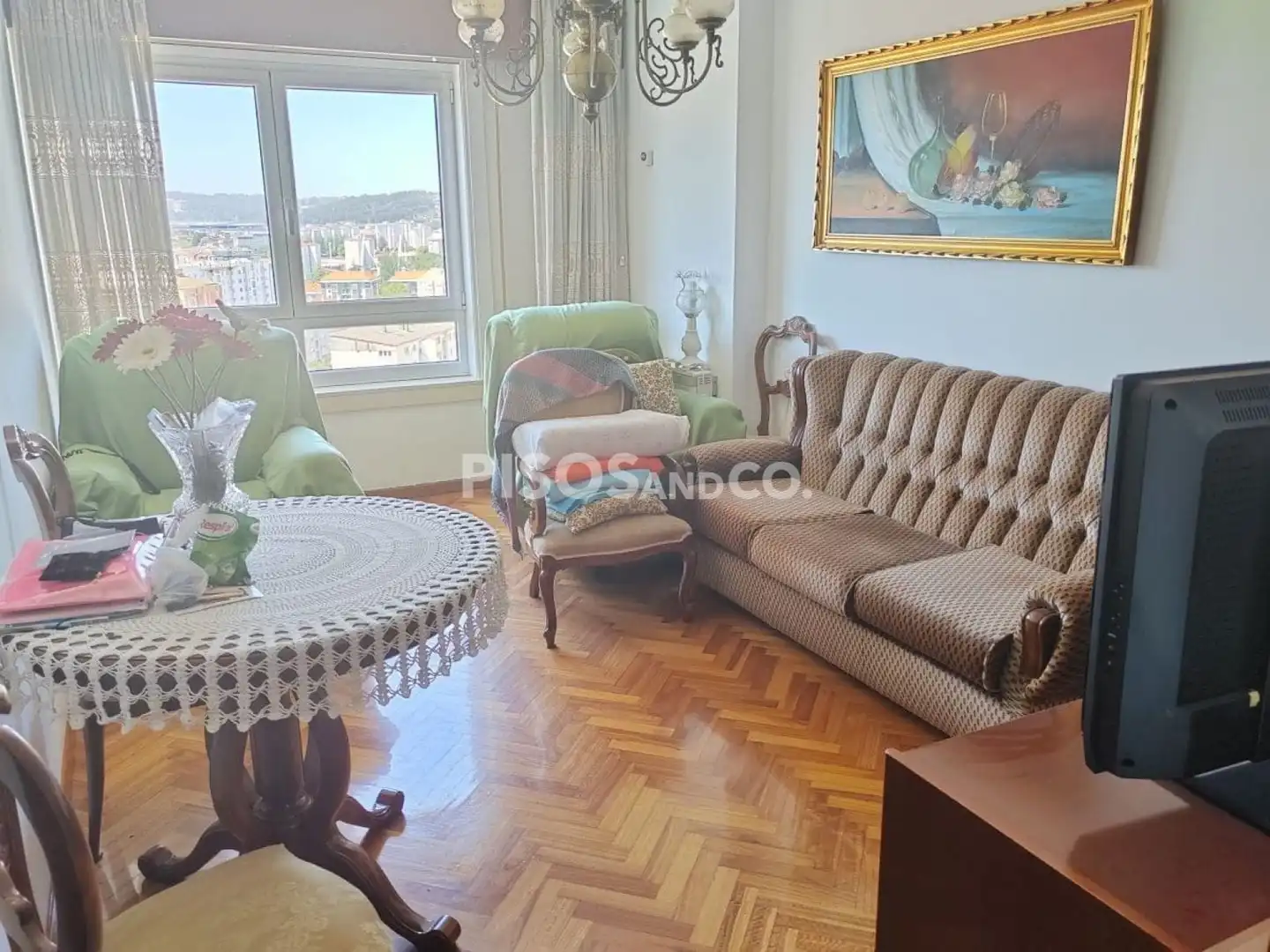 Sala de estar de Piso en venta en A Coruña Capital  con Calefacción, Trastero y Amueblado