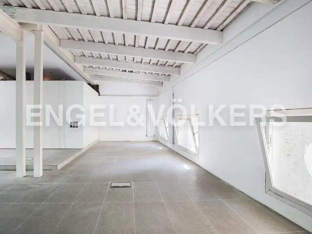 Dachboden zur Miete in Valencia mit Klimaanlage, Heizung und Terrasse