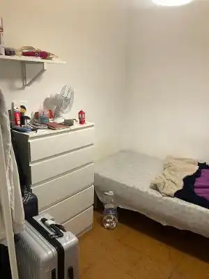 Habitación de Piso en venta en Barcelona