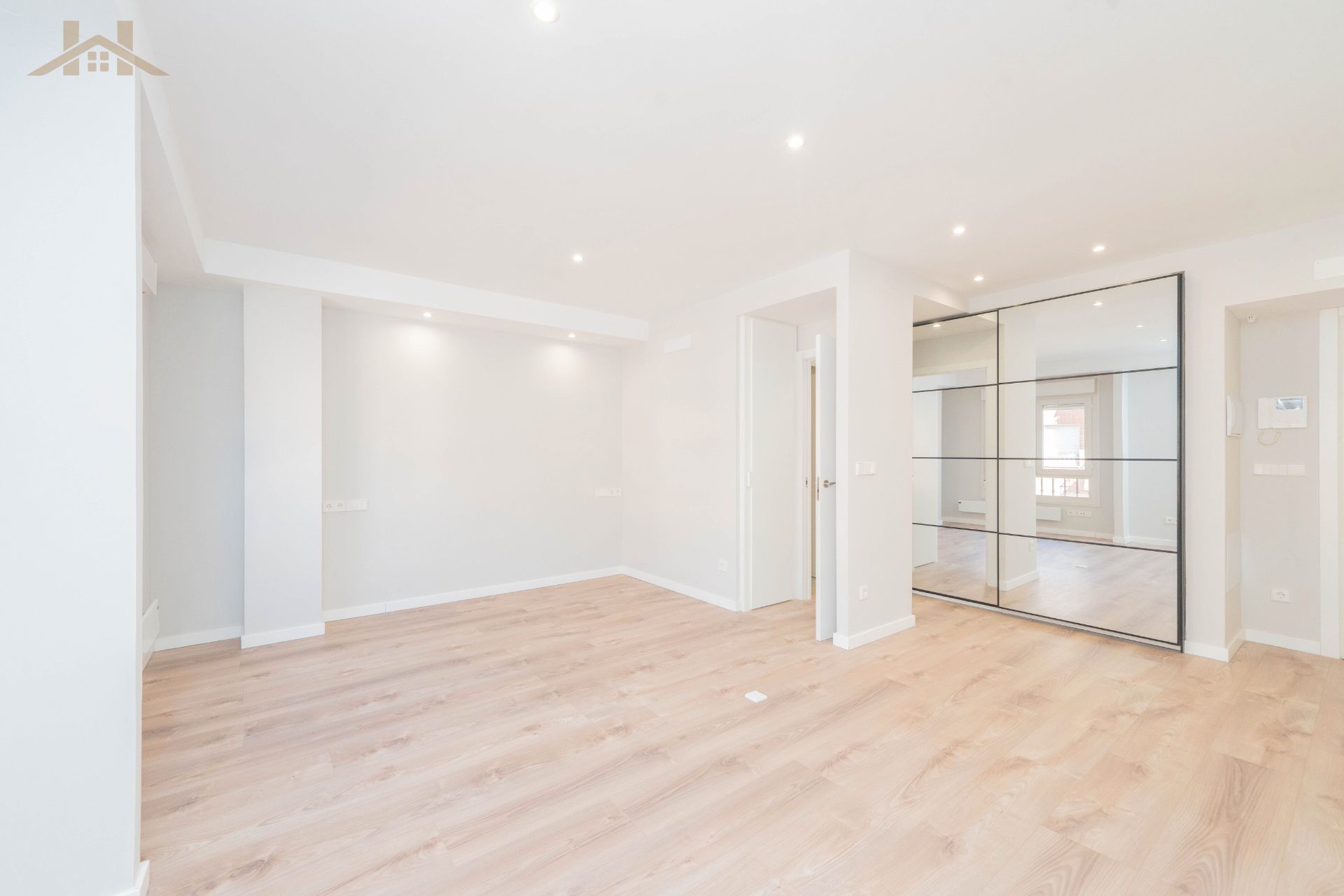 Habitación de Piso en venta en Pozuelo de Alarcón con Aire acondicionado, Calefacción y Trastero