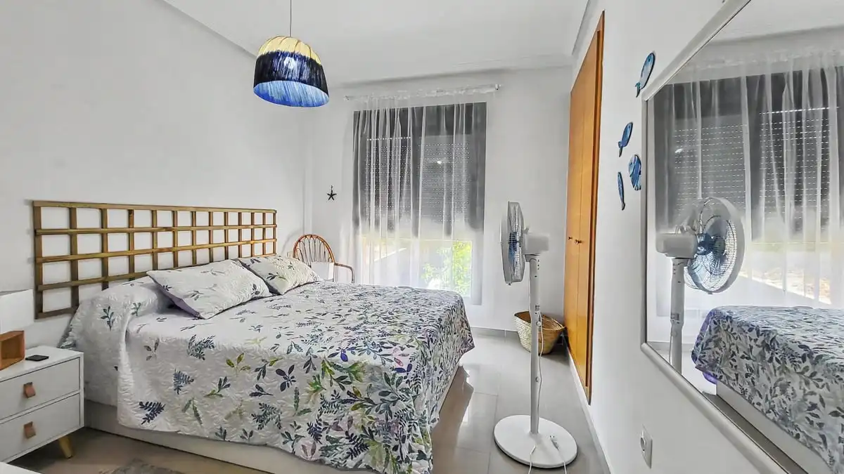 Habitación de Apartamento en venta en Pedreguer con Aire acondicionado, Calefacción y Jardín privado