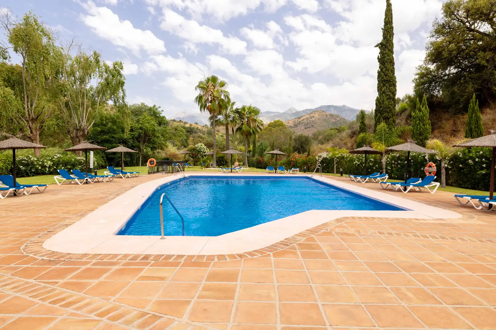 Garten von Wohnung zum Verkauf in Marbella mit Klimaanlage, Heizung und Terrasse