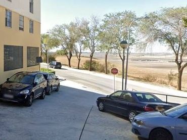 Local comercial en venta en Calle Clara Campoamor