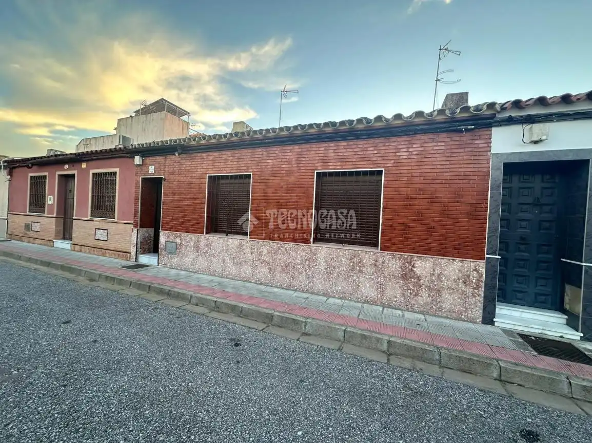 Casa o xalet en venda a Centro - Doña Mercedes