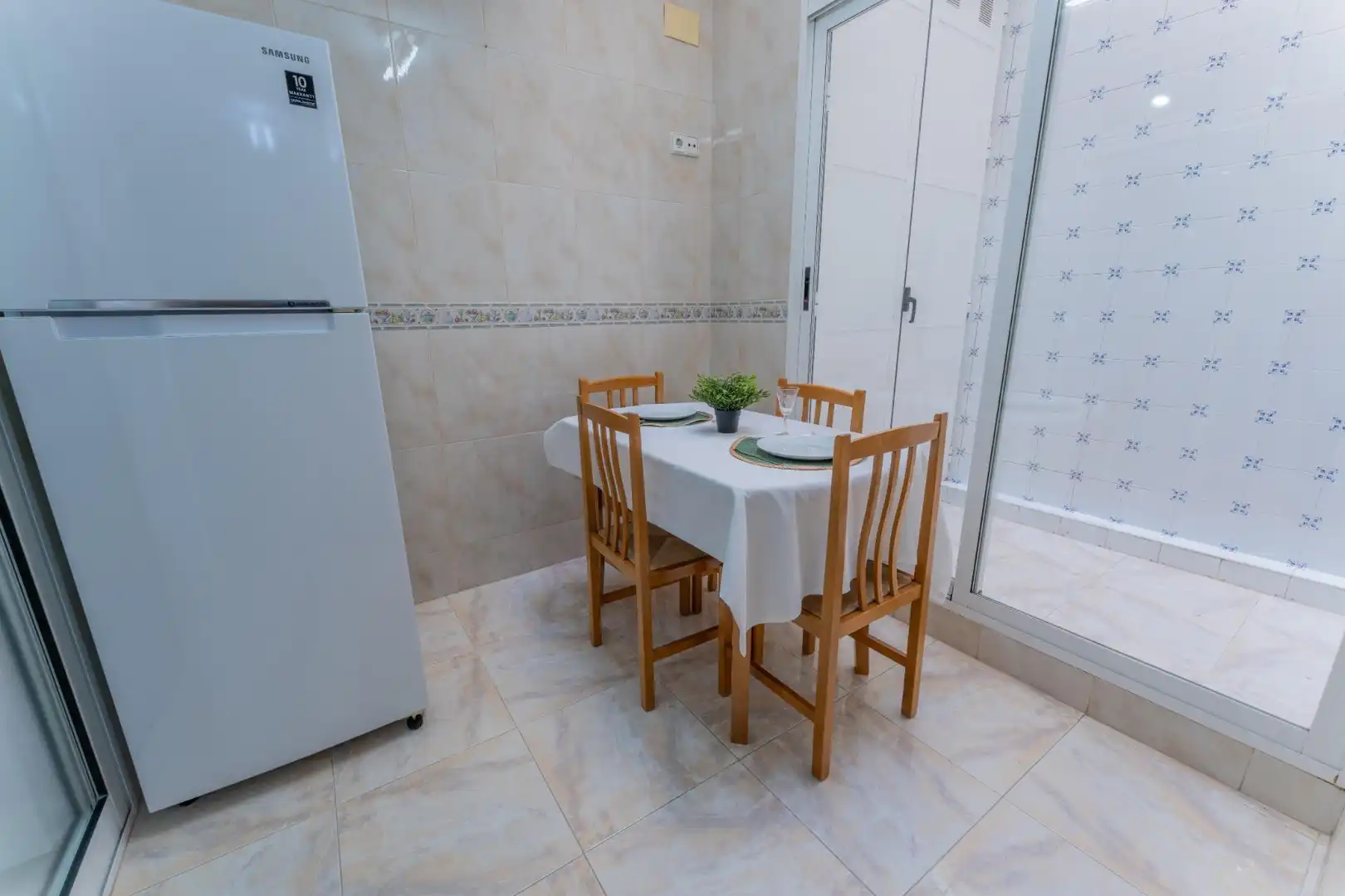 Cocina de Piso en venta en Elche / Elx con Aire acondicionado, Amueblado y Balcón