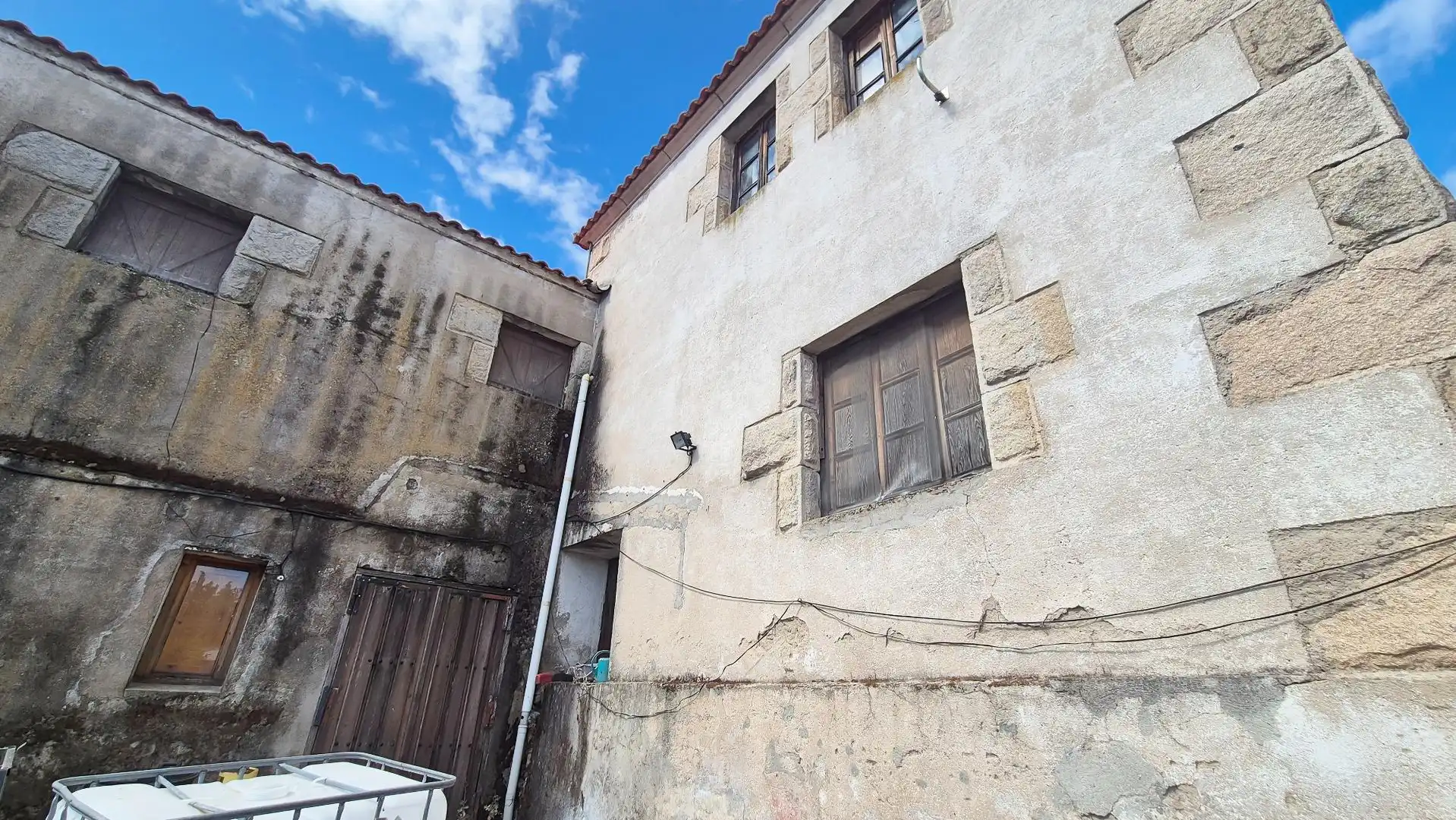 Vista exterior de Local en venda en Pereña de la Ribera