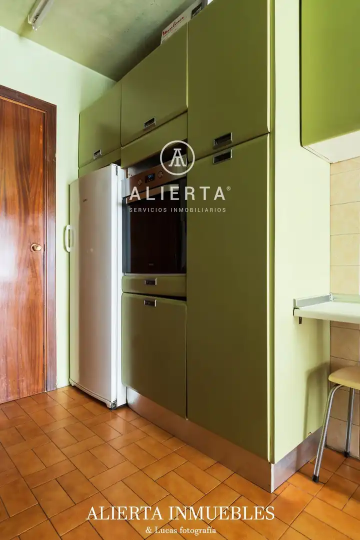 Kitchen of Flat for sale in Zaragoza  with Heating, Terrace and Swimming Pool