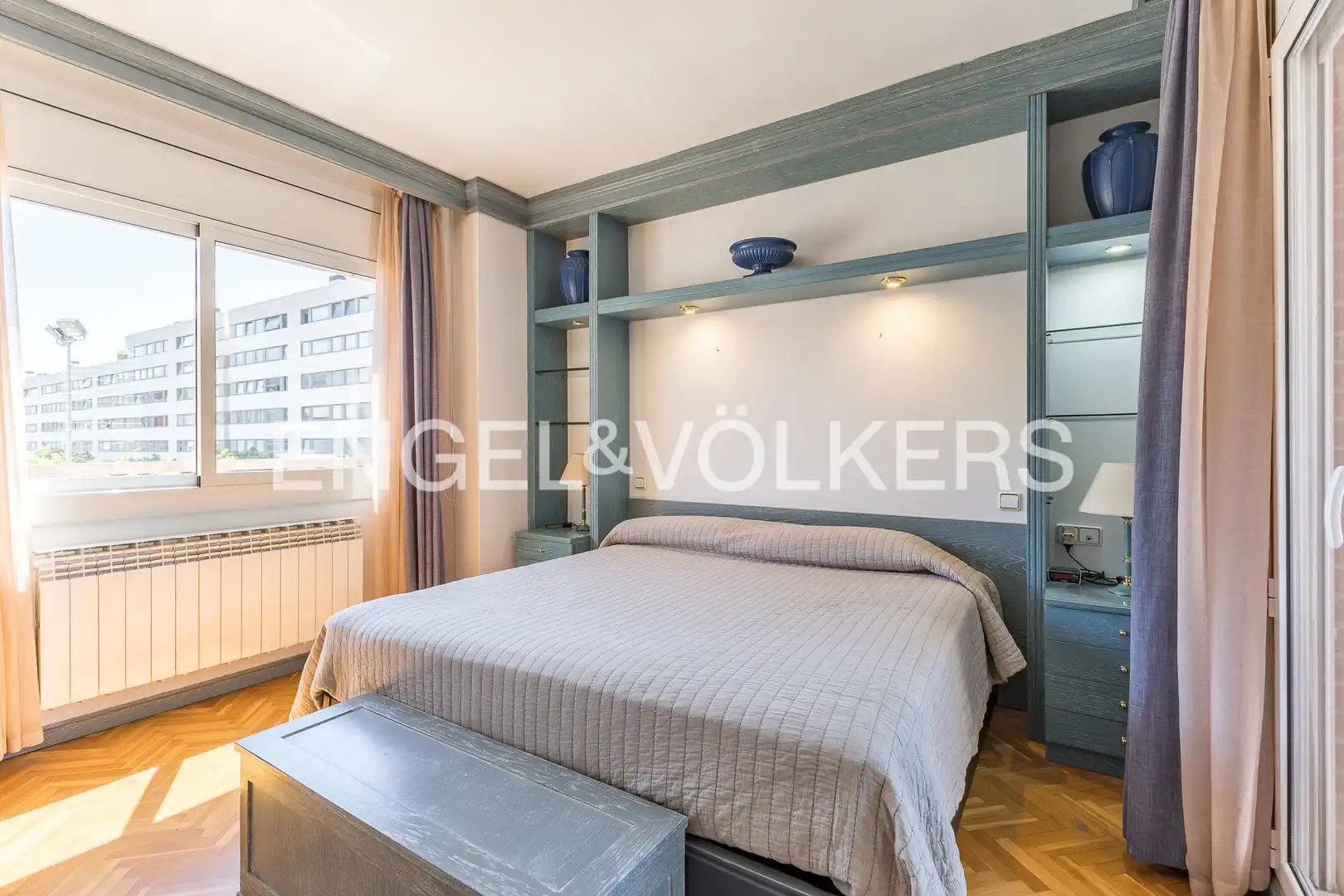 Habitación de Piso en venta en Barcelona con Aire acondicionado, Calefacción y Piscina