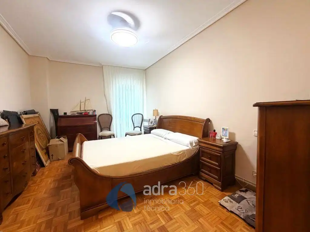 Habitación de Piso en venta en  Logroño con Calefacción y Trastero