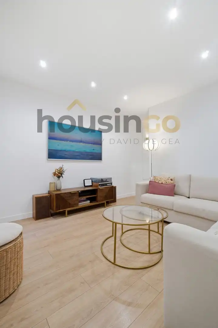 Sala de estar de Piso en venta en Madrid con Aire acondicionado, Calefacción y Amueblado