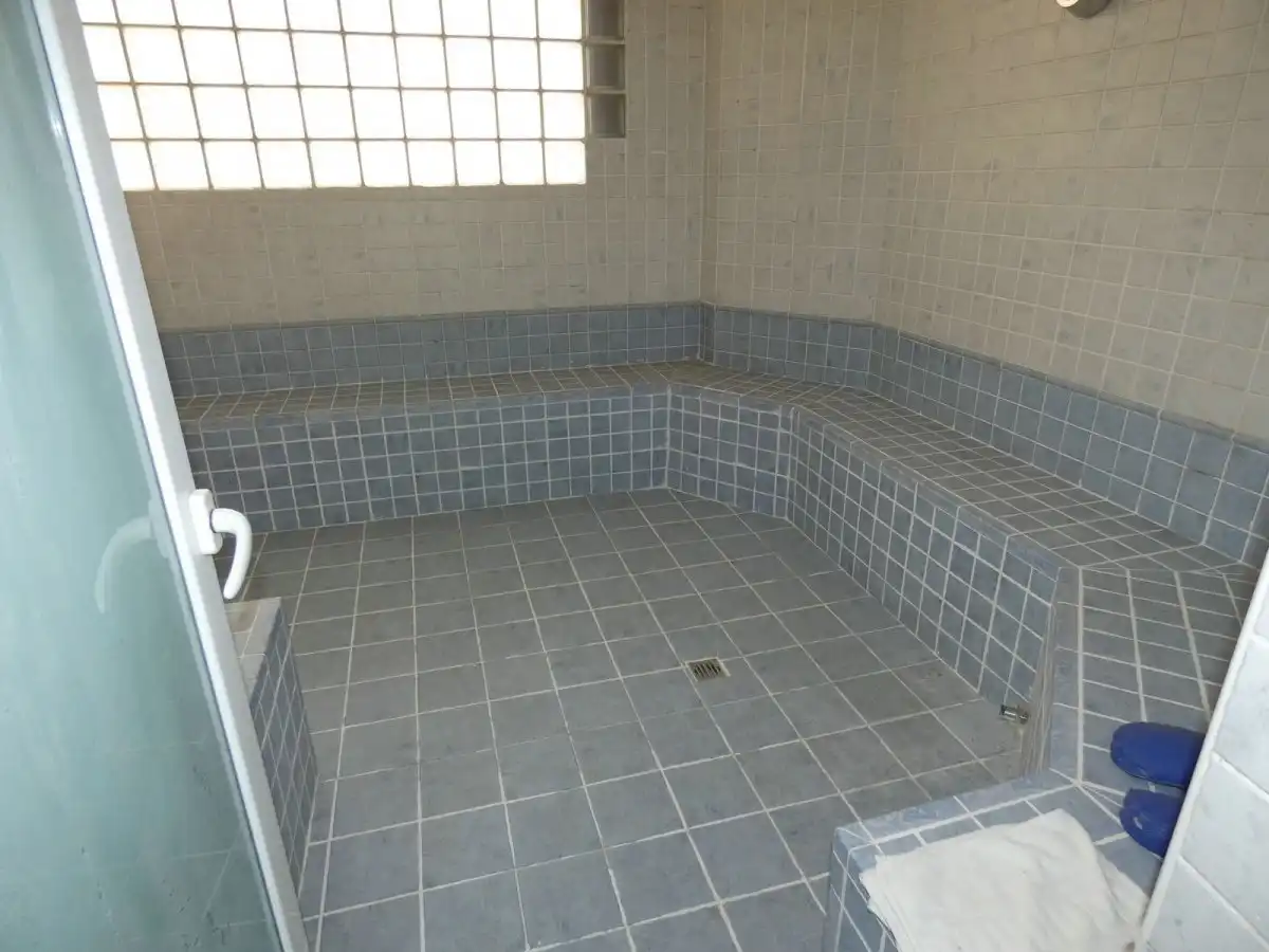 Badezimmer von Geschaftsraum zum Verkauf in Murcia mit Klimaanlage und Möbliert