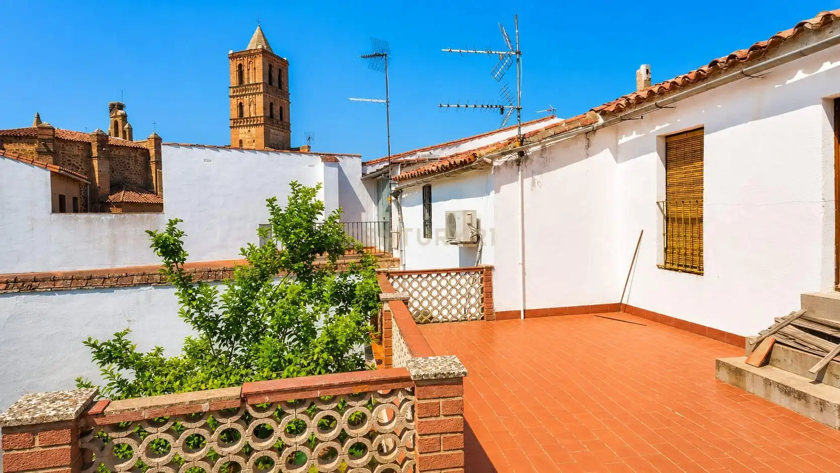 Terrace of Houses for sale in Granja de Torrehermosa  with Air Conditioner, Storage room and Oven