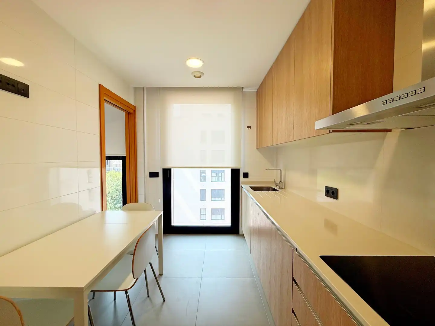 Küche von Wohnung zur Miete in A Coruña Capital  mit Heizung