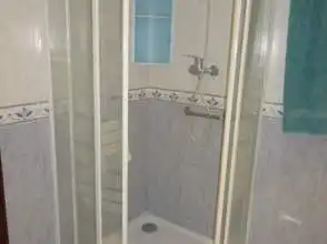 Bathroom of Flat for rent in Gijón   with Heating, Parquet flooring and Terrace