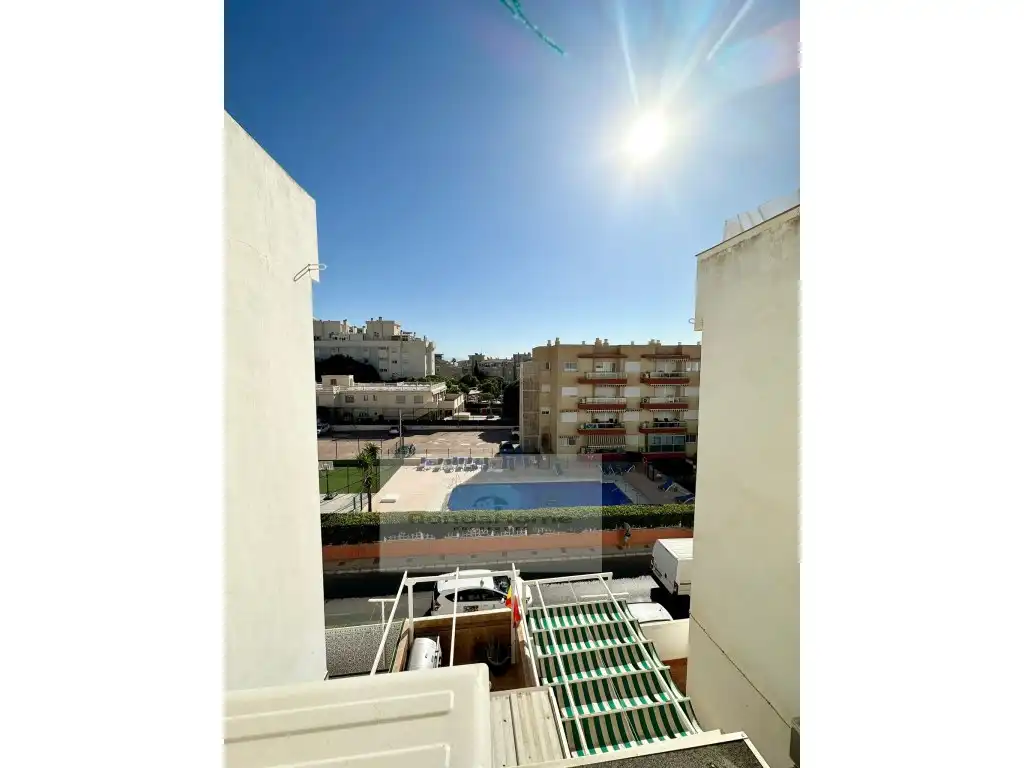 Piso en venta en Calle Carmen Montes, La Carihuela - Los Nidos