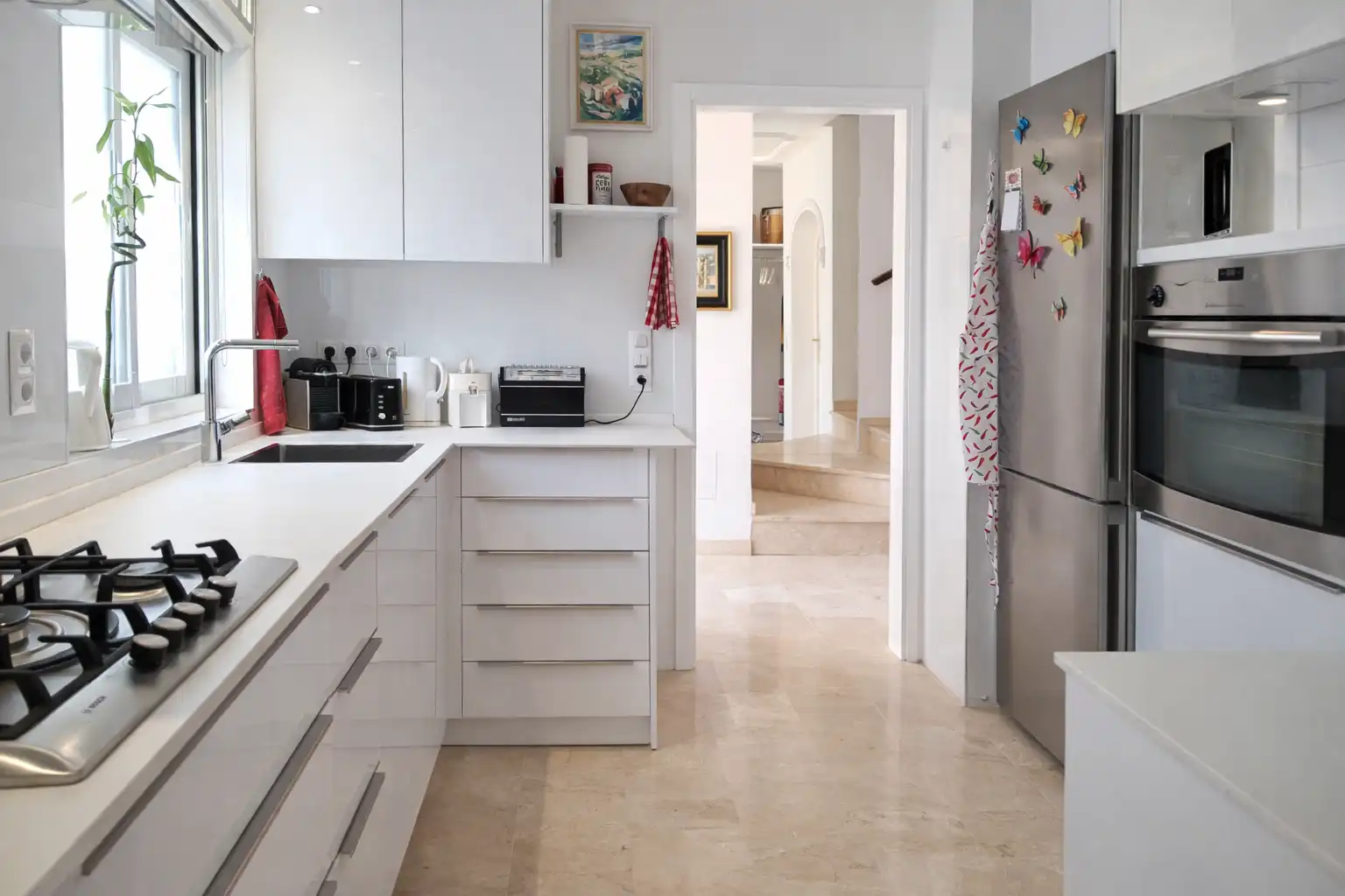 Home with terrace for sale in Estepona Pueblo, imagen 7