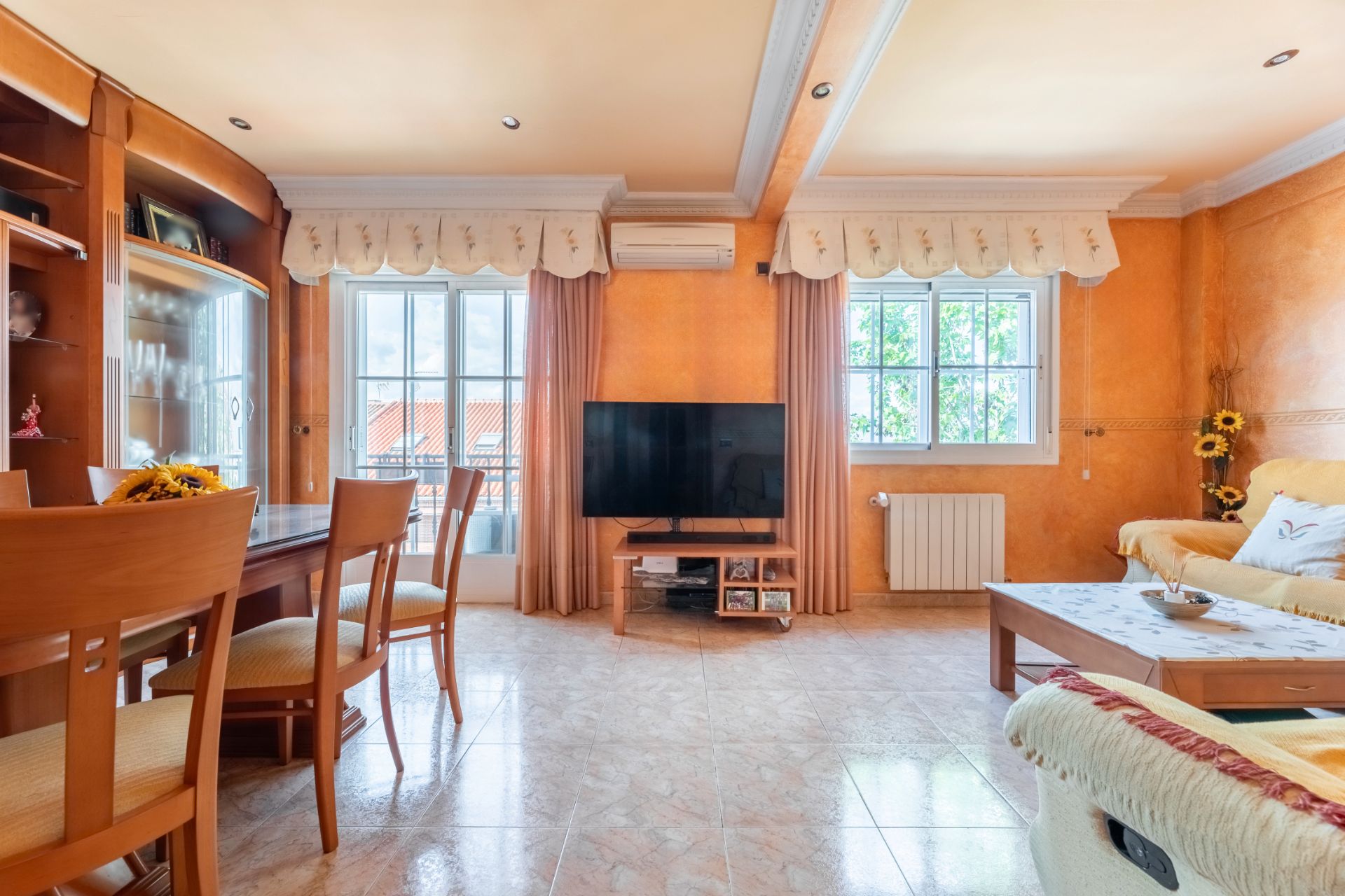 Living room of Duplex for sale in Navalcarnero  with Air Conditioner, Heating and Terrace