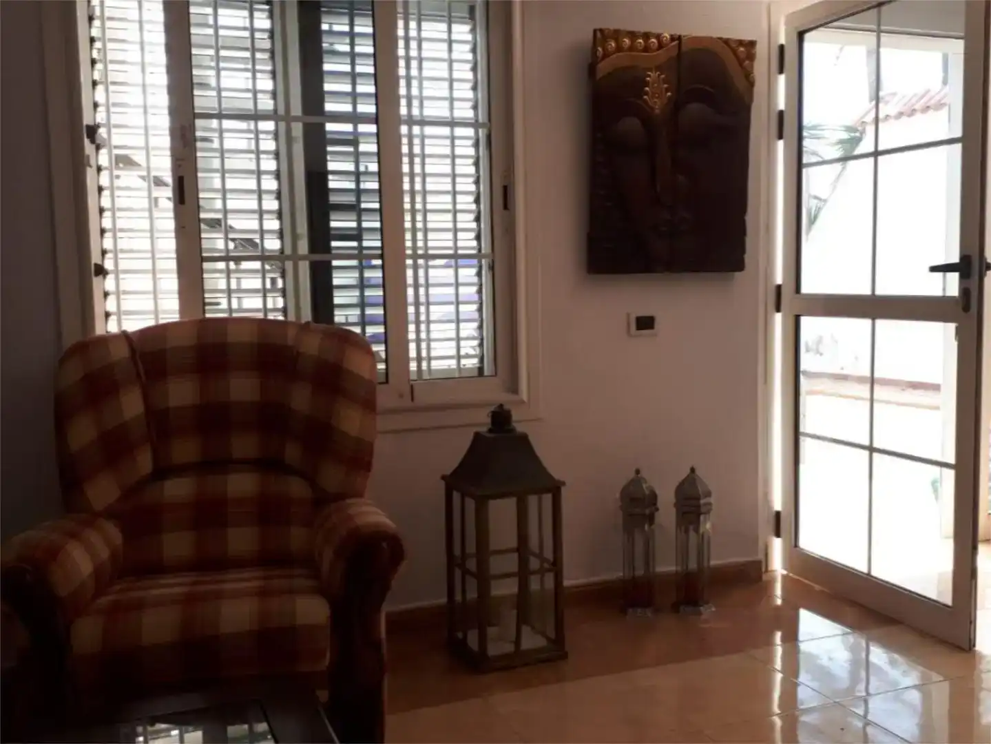 Sala d'estar de Casa adosada en venda en San Bartolomé de Tirajana amb Aire condicionat i Piscina