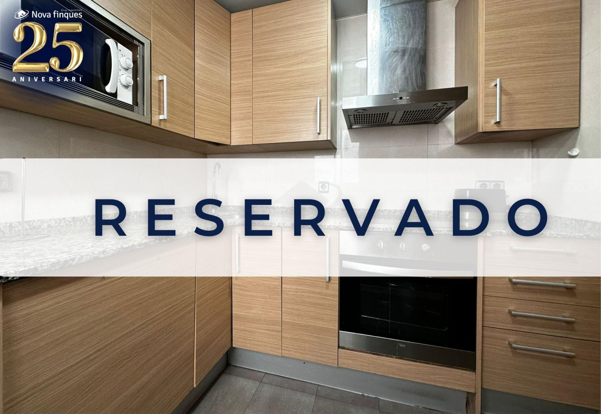 Kitchen of Flat for sale in Badia del Vallès  with Air Conditioner, Heating and Balcony