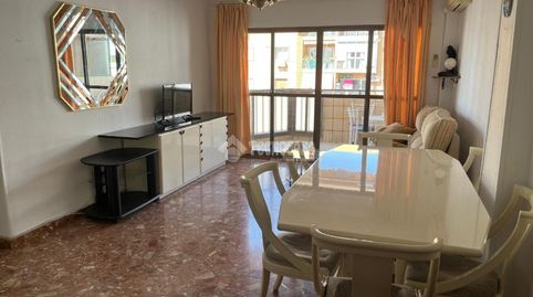 Foto 3 de Piso en venta en Pje. Begoña, Los Castillejos - La Trinidad, Málaga Capital