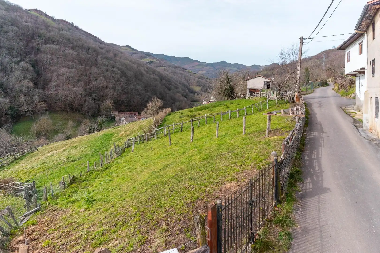 Casa o xalet en venda en Laviana amb Jardí privat