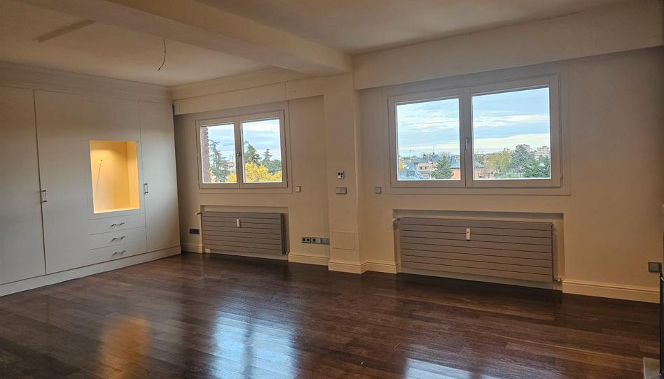 Foto 1 de Dúplex de alquiler en Nueva España, Madrid