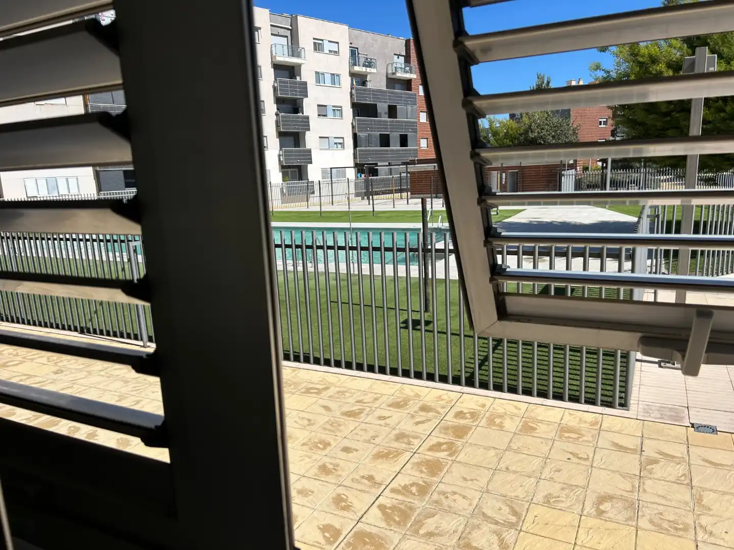 Terraza de Piso de alquiler en Alhendín con Aire acondicionado, Calefacción y Jardín privado