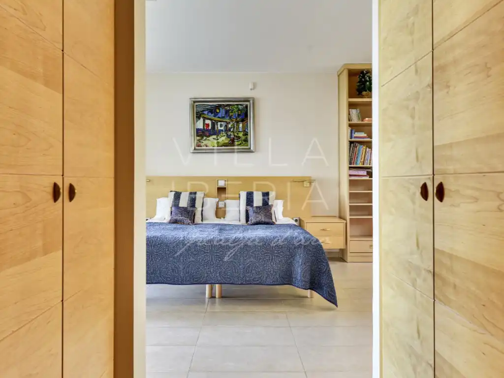 Habitación de Casa o chalet en venta en Castell d'Aro, Platja d'Aro i s'Agaró con Aire acondicionado, Calefacción y Jardín privado