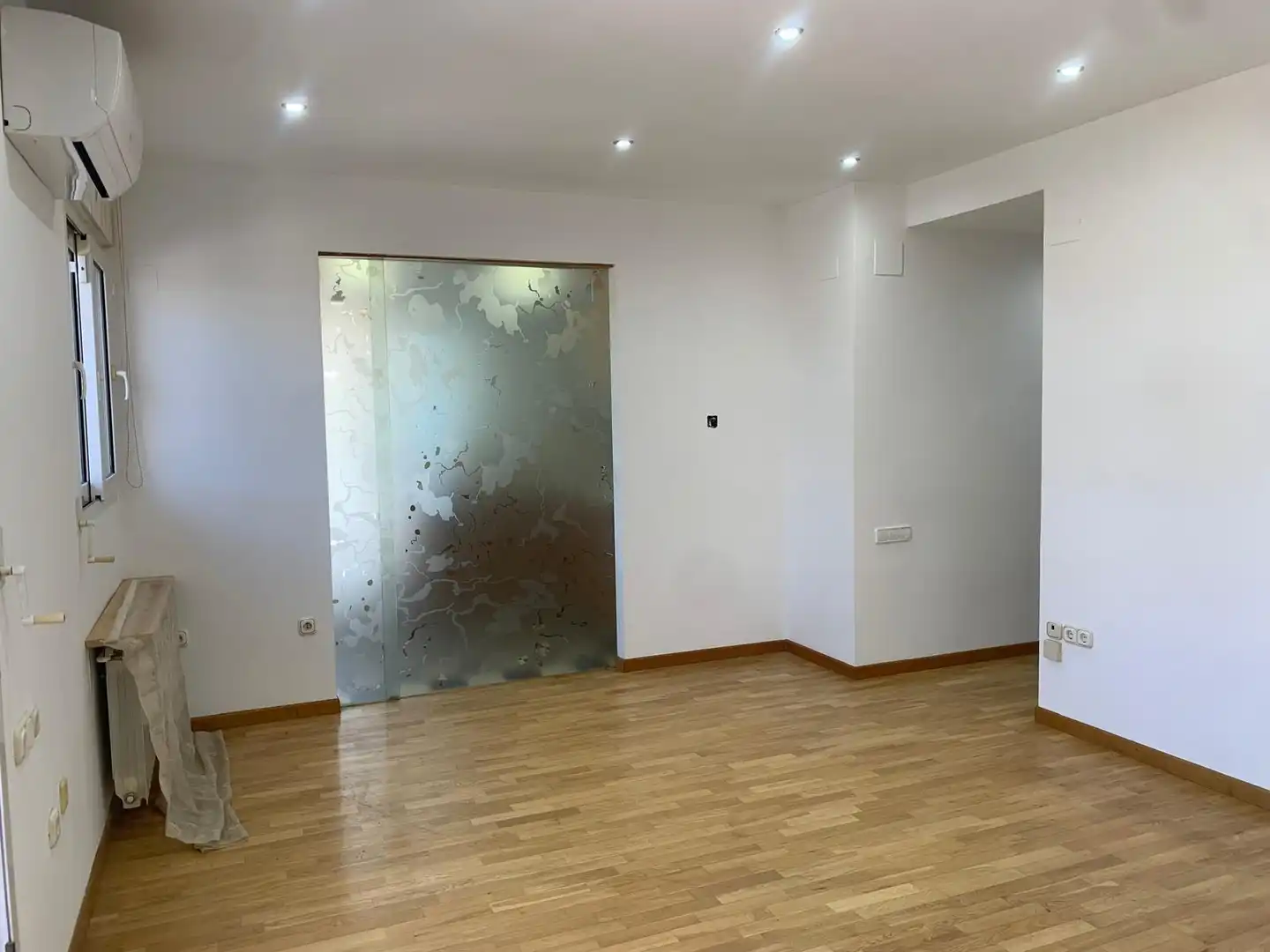 Ático de alquiler en Carrer de Rafael Reyes i Torrent (Pintor), L'Amistat