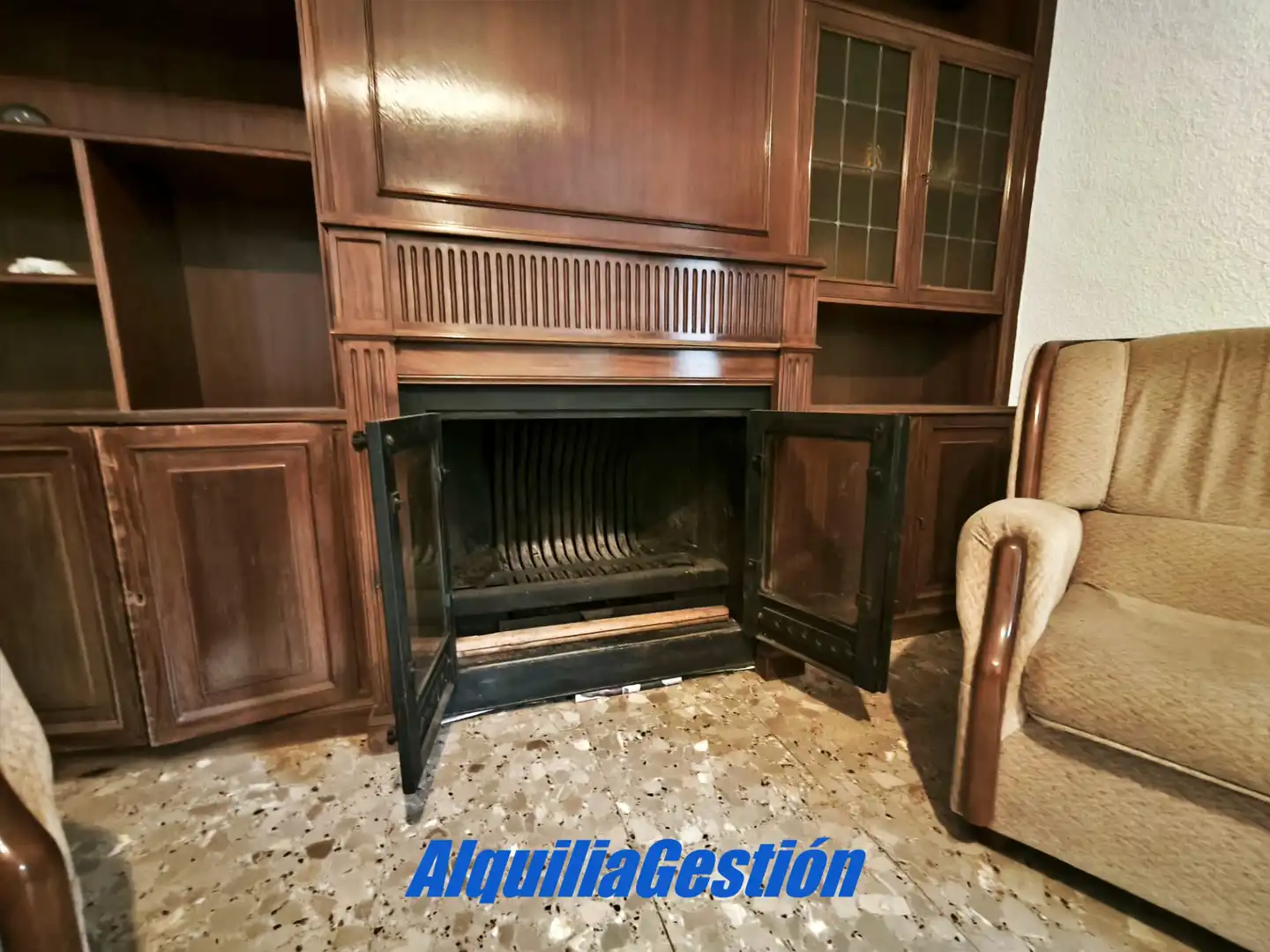 Sala de estar de Casa adosada en venta en Tamajón con Calefacción, Terraza y Balcón