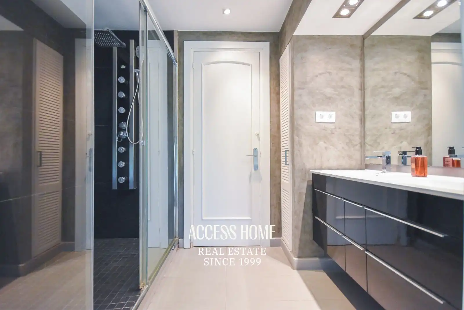 Baño de Casa o chalet en venta en Alella con Aire acondicionado, Calefacción y Terraza