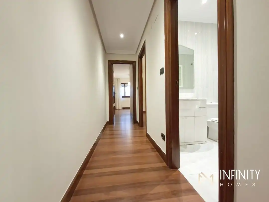 Maisonette zur Miete in Bilbao  mit Heizung, Privatgarten und Terrasse