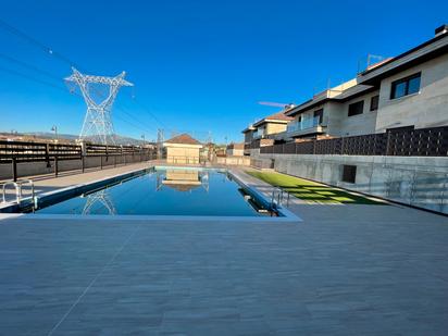 Swimming pool of Flat to rent in Galapagar  with Air Conditioner, Heating and Terrace