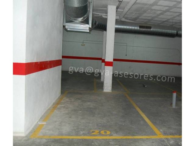 Garaje en Venta en Calle Asuncion, 1 en Palma del Río