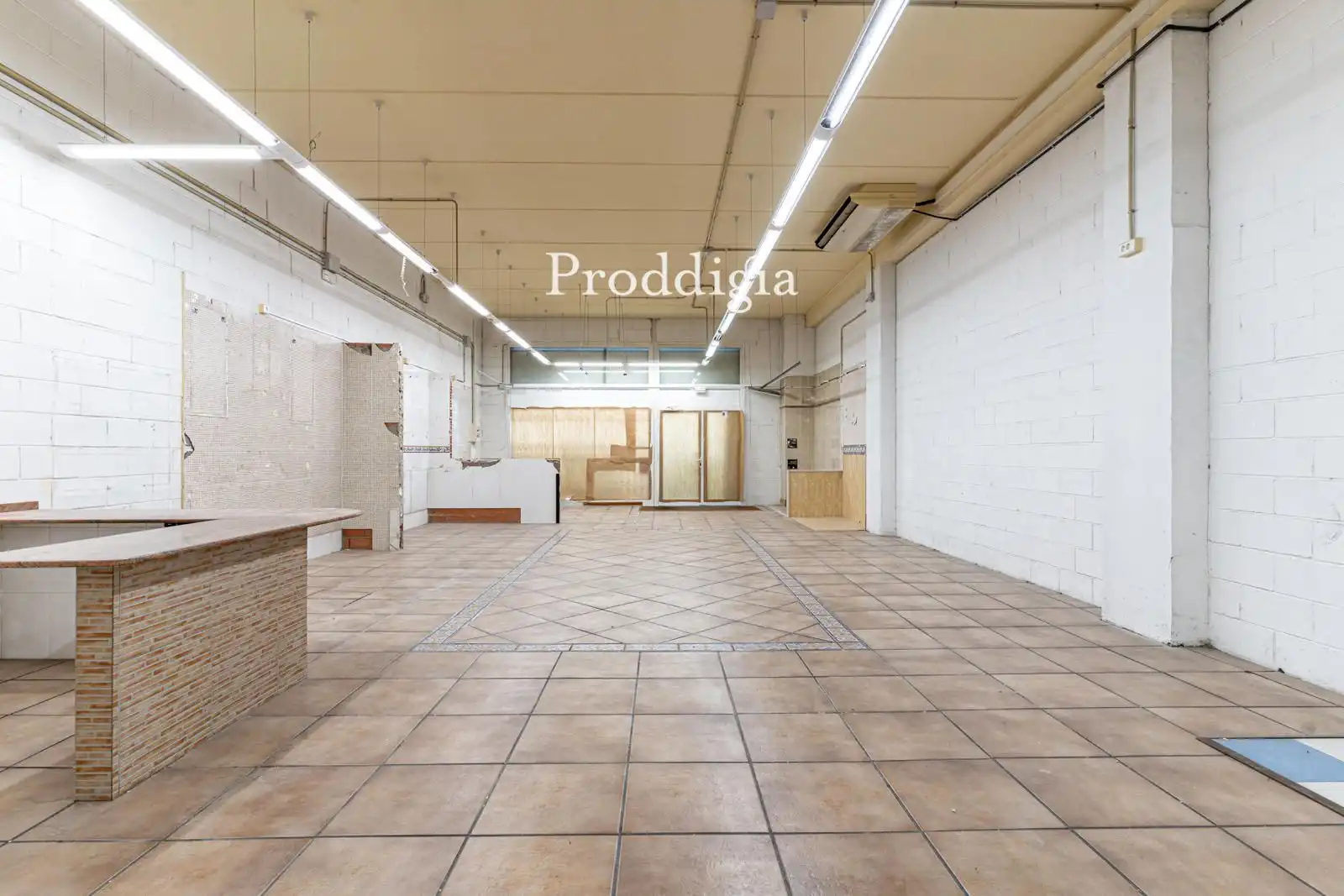 Büro zur Miete in Sant Cugat del Vallès mit Klimaanlage, Terrasse und Abstellraum